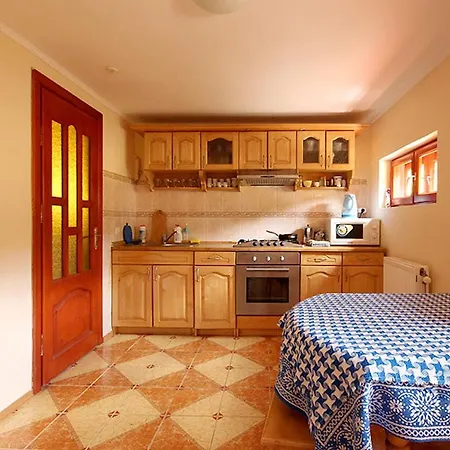 Wellwood Sinyak (Transcarpathia)